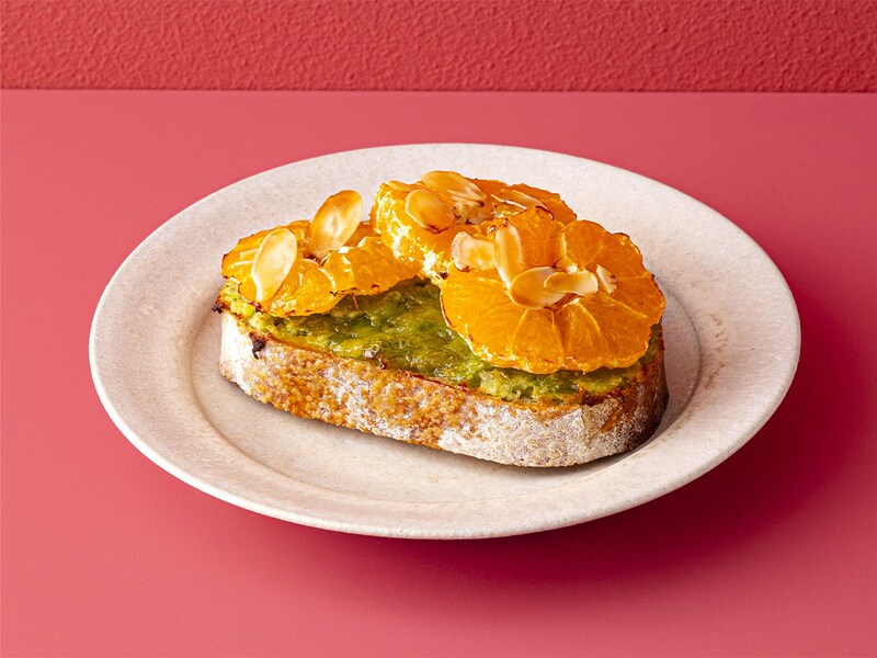 1個 648円（テイクアウト） / 660円（イートイン）