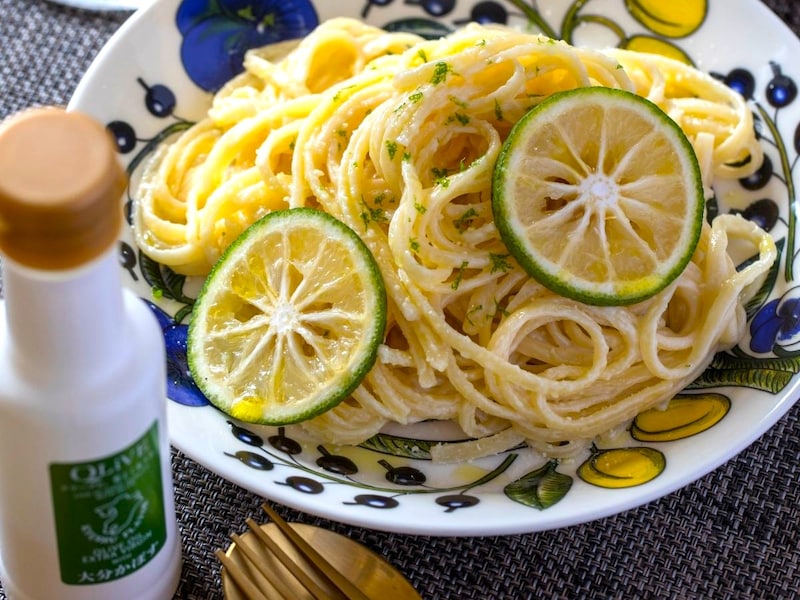 大分かぼすフレーバーオイルで仕上げたパスタ。フレーバーオイルは各1,674円