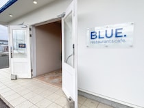 富山旅で訪れたいおしゃれな新スポット！地中海風の海辺イタリアンカフェ『BLUE．』