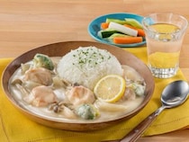 あなたはごはんにシチューをかける派？ かけない派？ その実態をハウス食品に聞いてみた