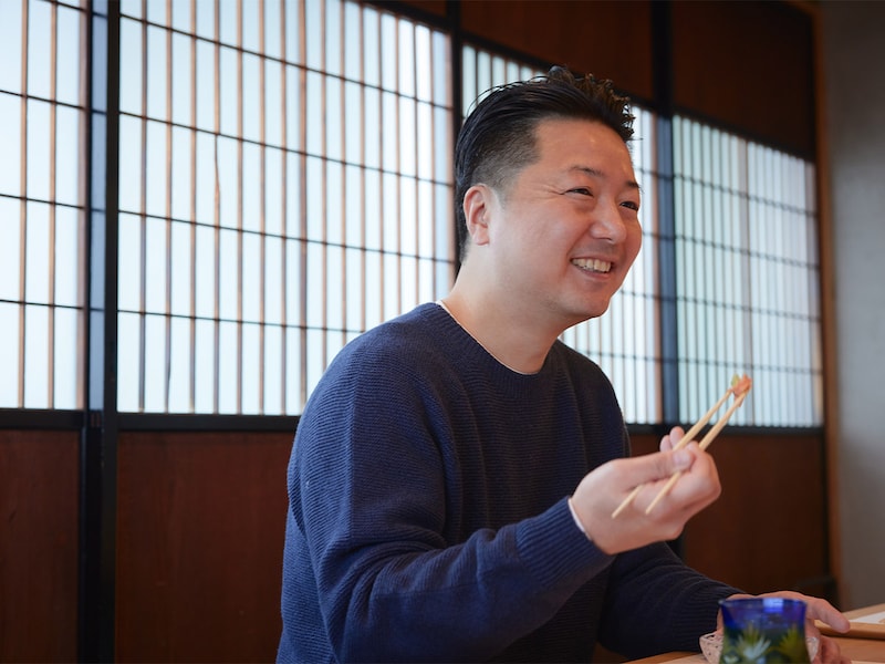 『おたや』を紹介してくれた『中野焼鳥 金長』の店主・久津和さん