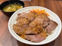 売り切れ続出！ 昨年も大人気だった『松屋』の「ビフテキ丼」を食べてみた