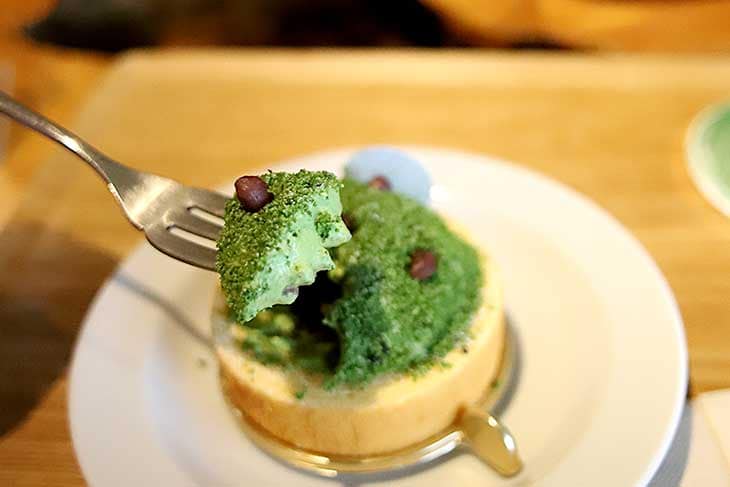 豪華なこちらのご褒美Baum⁺はまたプレーンな京ばあむとは違った味わい ［食楽web］