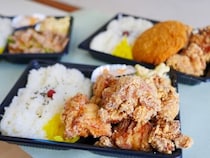 笑っちゃうぐらいデカい唐揚げ弁当を高幡不動『お弁当 茶実』で食べてきた！