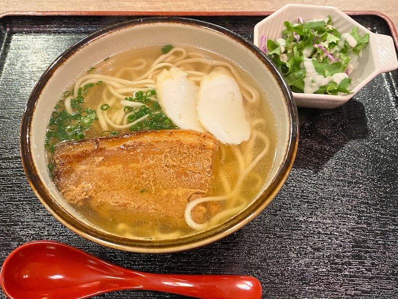 【五反田】穴場ランチスポット。路地裏の沖縄料理店『ティーチ』