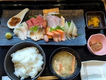 北海道で海鮮づくし！ 地元民が推す“コスパ最強”の北海道グルメ5選【海鮮編】