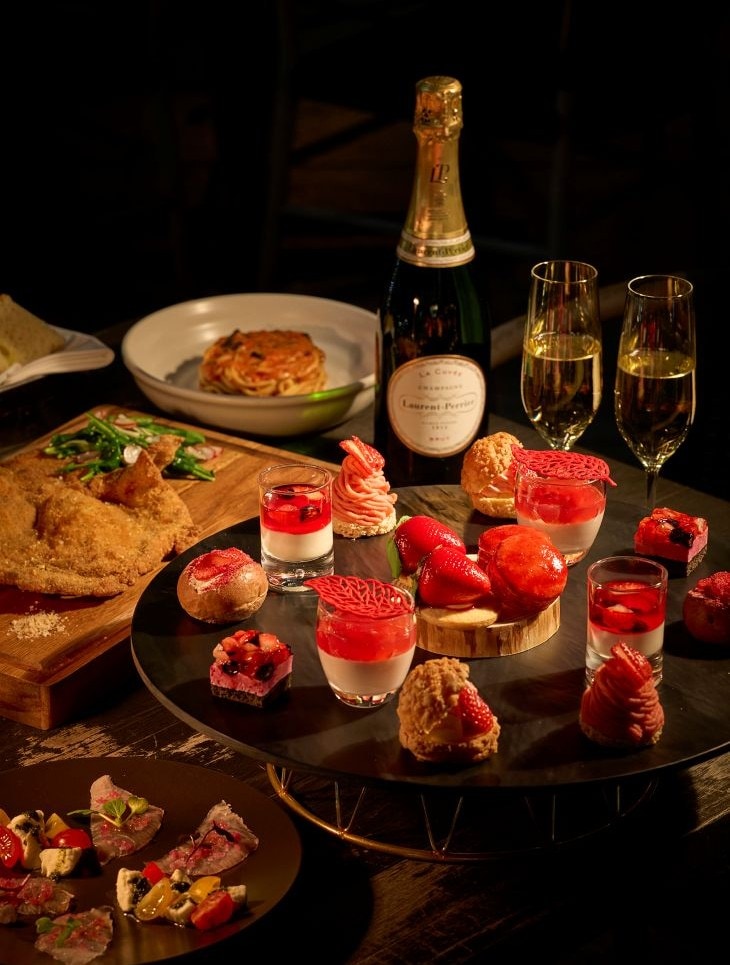 人気イタリアンメニューにストロベリースイーツ、シャンパンも堪能