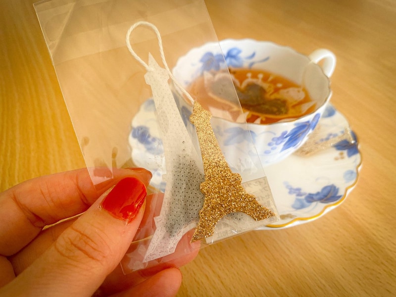 あまりに可愛いので、上記のセットとは別に、エッフェル塔モチーフのティーバッグも購入しました［食楽web］