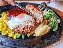 旨い店はタクシー運転手に訊け！ ハンバーグにエビフライまで、何を食べても旨い洋食屋『レストラン・オオタニ』