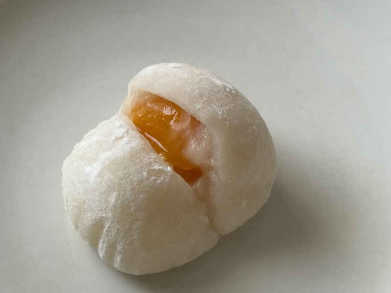 食べた瞬間に金柑の爽やかな香りが広がる