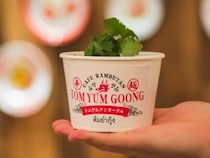 『新宿カフェ・ランブータン』に手のひらサイズの可愛い「トムヤムヌードル」が登場！