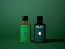 目の前で搾る、という贅沢。広尾に誕生した“しぼりたて”ごま油専門店『GOMA PRESSO』に行ってきた