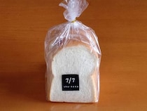 激安スーパー『ロピア』のオリジナルパン「7/7」がおいしすぎるワケ