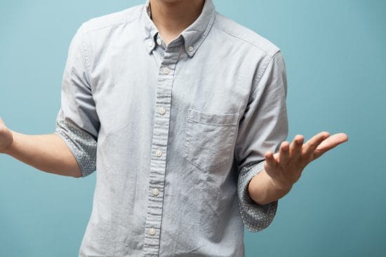 呆れた　男性　クレーマー　煽り