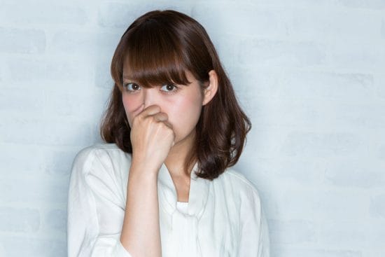 「大きいほうを漏らしたかと思った」デート中に漂う悪臭の正体はまさかの…――仰天ニュース特報