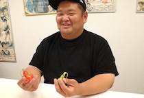 「100万円自腹で払って」ひょうたんアーティスト・あらぽんが“カナダ個展”を実施。最終的な損益を聞いた