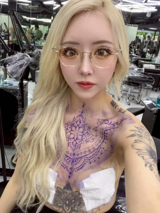 全身刺青の31歳女性が“200万円の借金”を背負うハメになった理不尽な出来事「警察に相談したのに…」