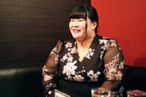 「袋から小麦粉を直食い」123キロ女性の“バグった食欲”の原点。「人生初の満腹」についても激白