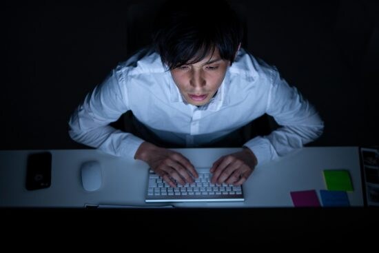 AIの「それっぽい嘘」に騙されてしまう人の特徴。AIの発展に比例して“求められるようになる力”とは