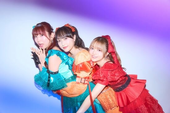 i☆Ris 　山北早紀、若井友希、久保田 未夢　「夢へのヒトカケラ」