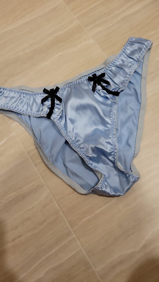 ［パンツ売る女］のマル“悲”事情