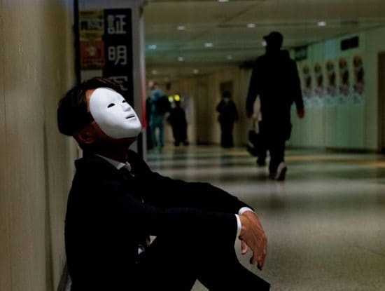 新たな生きづらさ 男に広まる［弱者感］