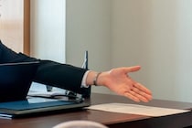 「有名俳優でも“出禁”になる」元ホテルマンが見た、残念な客の共通点