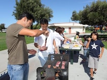 「ウチの家族だけ呼ばれなくなりました」マンション住民が集うBBQから“仲間はずれ”にされた理不尽すぎる理由――大反響セレクション