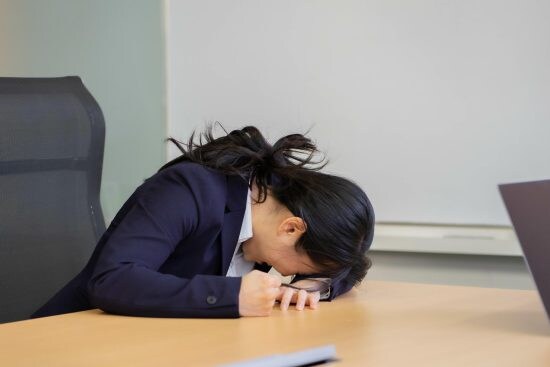 異例の試用期間で契約終了に