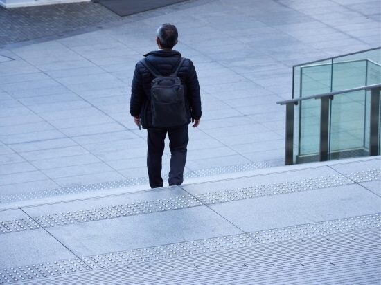 結婚しない決断をした男性