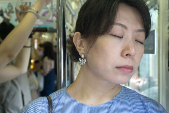 中年女性の行動はエスカレート