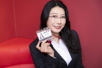 “歴代の女子社員のなかで一番美人”と話題のセクシー女優がデビューを決めたワケ「女子社員シリーズへの憧れがあって…」