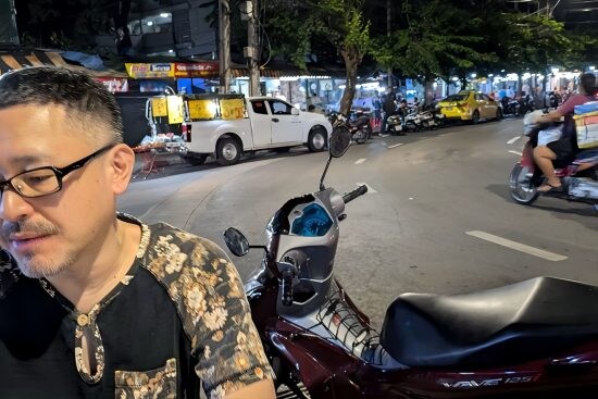 タイ人女性と国際結婚した日本人男性が驚いた“文化の違い”。親戚ぐるみで「“今ここでプロポーズしろ”って雰囲気を作られました(笑)」――大反響セレクション