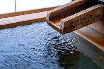 外国人観光客が「湯舟に水を入れて冷ましていた」対応に苦慮する温泉旅館の嘆き「このまま増え続けたらどうなるのか不安」――大反響セレクション