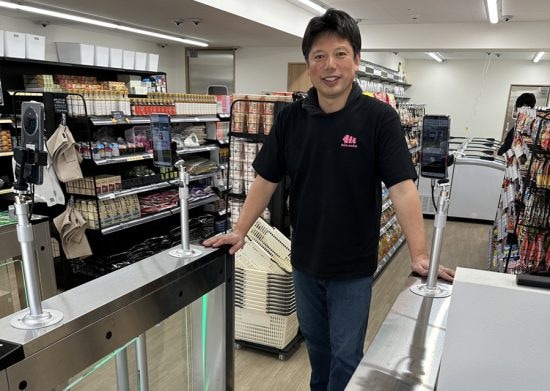 「水55円、おにぎり98円」年商54億円、令和の虎1位の社長が仕掛ける“嫌味”から生まれたコンビニ革命
