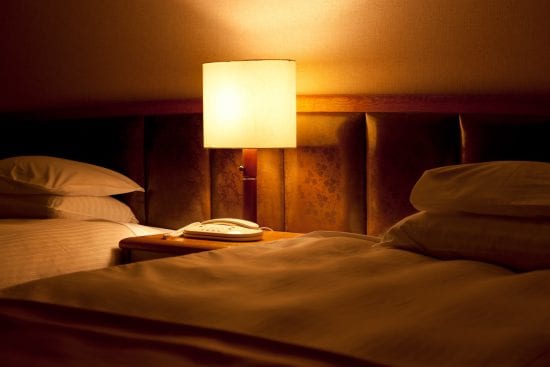 夜の部屋・洋室