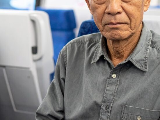 乗車早々話しかけてきた隣の男性