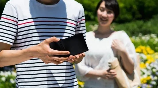 30代の未婚女性たちがカラダを許す謎。小遣い3万円の既婚男性と密会「ラブホ代も割り勘です」――仰天ニュース特報