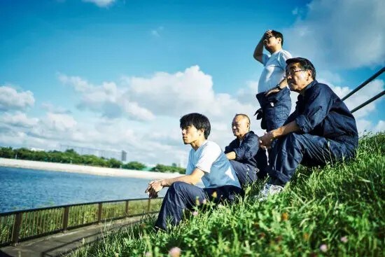 もう“大卒”の肩書きに意味はない!? 大卒余りで、ホワイトカラーの職が足りない