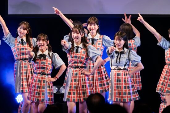 宮腰友里亜 僕が見たかった青空 雲組