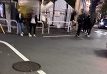 大久保公園「立ちんぼ最新事情」を元セクシー女優が取材した結果…座りながら客を待つ“外国人女性”も