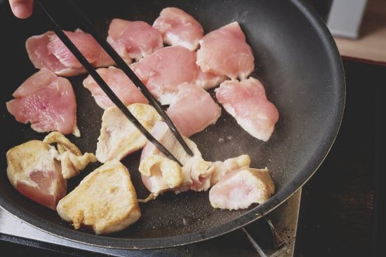 リュウジ　鶏むねとキャベツの塩けいちゃんの作業工程