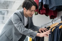 「ダサい中年男性」だけが今も続けている“時代遅れなファッション”ワースト3