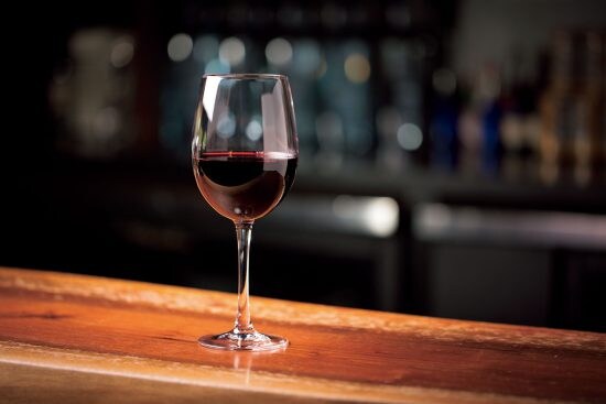 当事者が告発［性接待］の実態