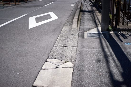 通り・車道・歩道・住宅街