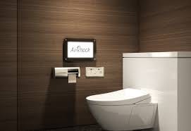 “やさしさ”でトイレの行列問題を解決？ロボット技術、町おこしまで…進化しすぎた「日本のトイレ」最前線