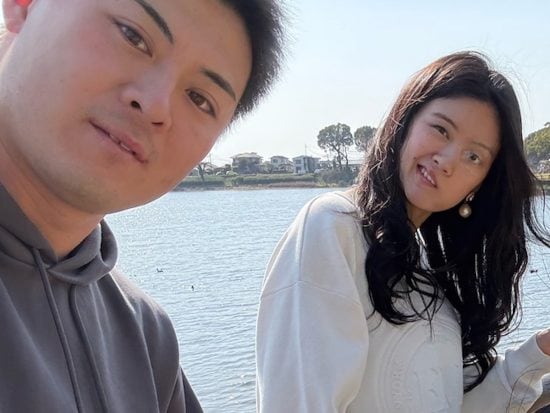 「私の人生、終わった…」14歳で突然倒れ、顔面麻痺を患った女性が結婚・出産、モデルの夢に挑戦するまで「人生の主人公は自分」――仰天ニュース特報