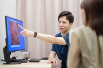 消化器内科医は誰も選ばない「バリウム検査」。それでも人間ドックから“消えない”理由