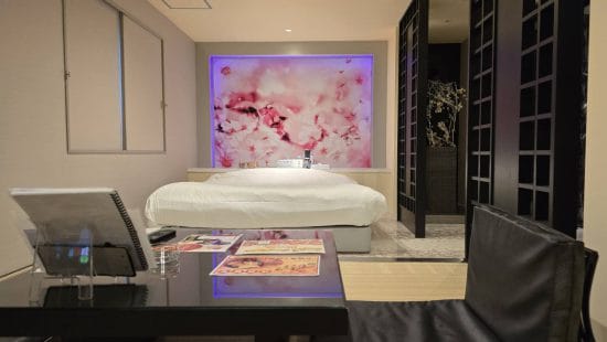 水色の詩　部屋内