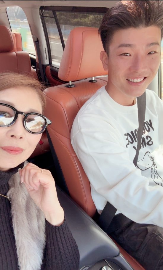 イサムとみどり